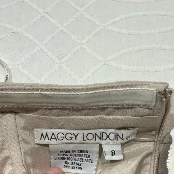 Maggie London Strapless Dress NWT Size 8 - Picture 8 of 11